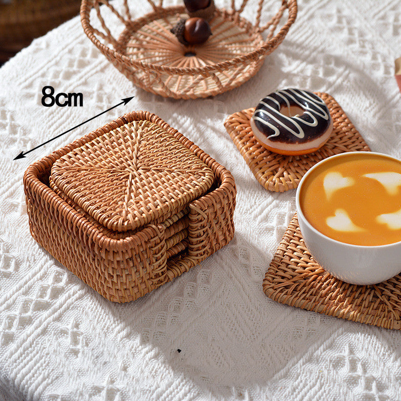 Hot Wholesale Vietnam Autumn Rattan Weaving Cake Tabletop Storage Coaster Shooting Props American Furniture Basket